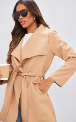 Prettylittlething Camel Veronica Waterfall Tie Waist Coat Camel -Prettylittlething 018926e5a4e47e80a3350111b53866473631008e cna9691 4