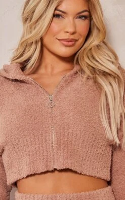 Prettylittlething Brown Teddy Knit Cropped Zip Hoodie Brown -Prettylittlething 0823fd0025dfac6587f9cd2549274b0c133d7b4d cne7540 4