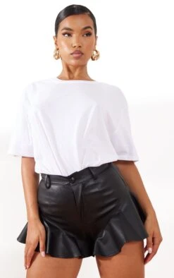 Prettylittlething Black Faux Leather Frill Hem Shorts Black -Prettylittlething 11607f86156dbbf78a229afd9652e5ff1c8706f0 CMZ7545 4