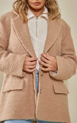 Prettylittlething Beige Boucle Longline Oversized Curved Hem Blazer Beige 8 Prettylittlething Beige Boucle Longline Oversized Curved Hem Blazer Beige -Prettylittlething 1b047602bbe3d09d43e2bd0c24c68c6531eb1527 cna9669 4
