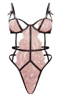 Prettylittlething Nude Lace Detail Cut Out Contrast Bodysuit Nude -Prettylittlething 1e352f9bd841af0f003bf4eeb81563660dee0ee2 cng9293 5