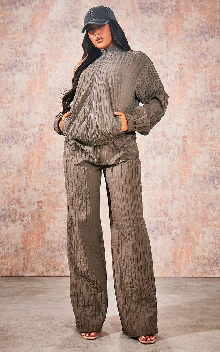 Prettylittlething Charcoal Nylon Straight Leg Pants Charcoal 1 Prettylittlething Charcoal Nylon Straight Leg Pants Charcoal