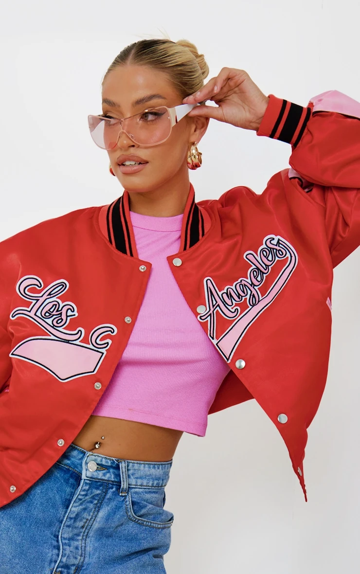 Prettylittlething Red LA Graphic Front Contrast Satin Bomber Jacket Red 4 Prettylittlething Red LA Graphic Front Contrast Satin Bomber Jacket Red - Image 4