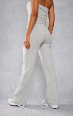 PRETTYLITTLETHING Ash Grey Badge Low Rise Straight Leg Pants Ash Grey -Prettylittlething 2f3420c2aa312232667d684e1224dc063a9a171f cnf2730 3