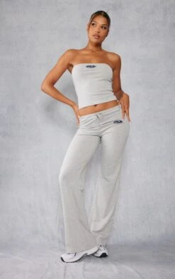 PRETTYLITTLETHING Ash Grey Badge Low Rise Straight Leg Pants Ash Grey