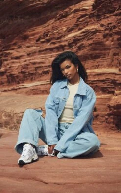 PRETTYLITTLETHING Light Blue Wash Oversized Boyfriend Denim Jacket Light Blue Wash