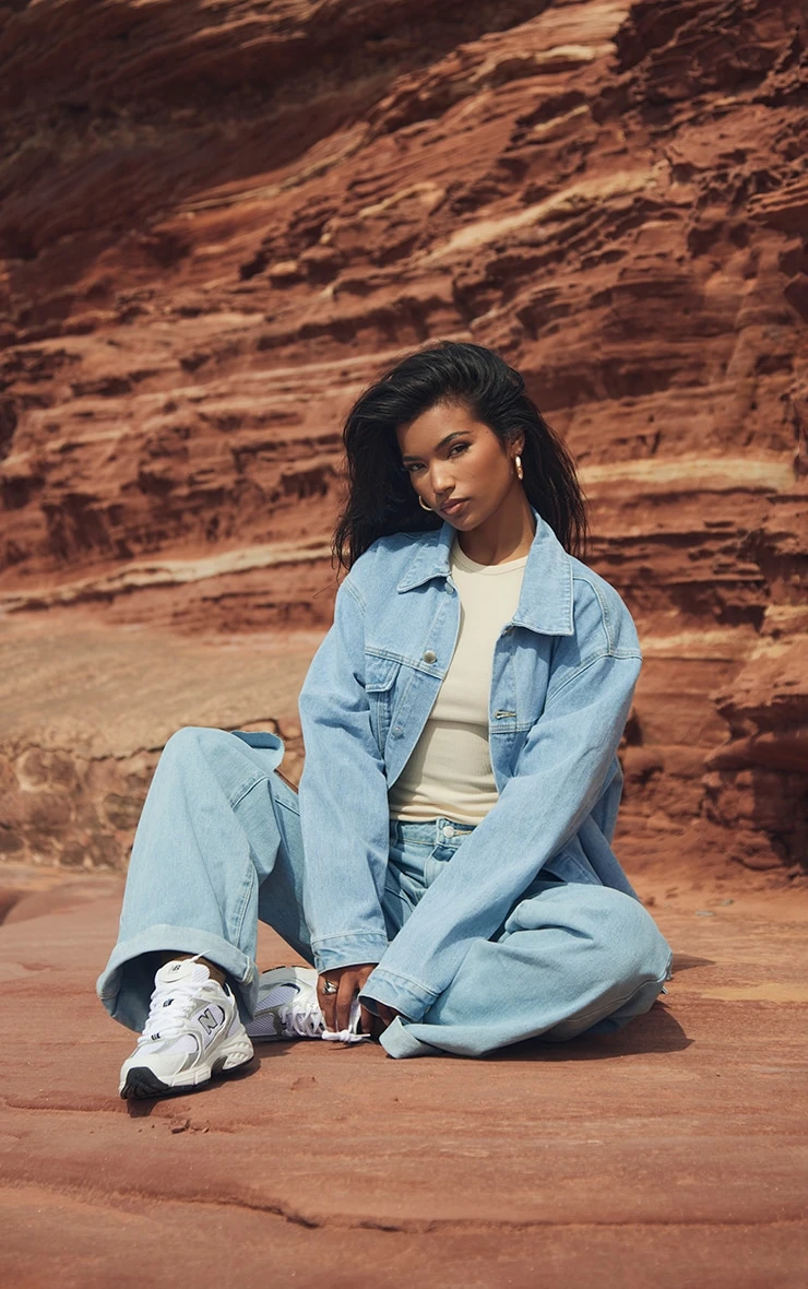 PRETTYLITTLETHING Light Blue Wash Oversized Boyfriend Denim Jacket Light Blue Wash 1 PRETTYLITTLETHING Light Blue Wash Oversized Boyfriend Denim Jacket Light Blue Wash