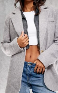 Prettylittlething Grey Double Breasted Boucle Borg Blazer Grey -Prettylittlething 4b4bbd2ef357b1a7e7b24dffb43754795cc587b0 cnf7626 4