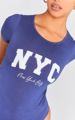 Prettylittlething Navy Blue NYC Print Short Sleeve Bodysuit Navy -Prettylittlething 4e10afff504e6e6f8b74caa369a326a6daa07e1b cng3147 4