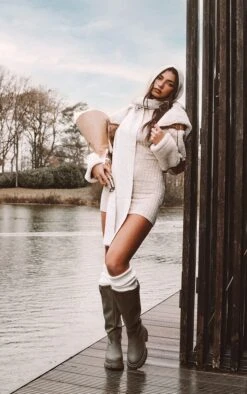 Prettylittlething Brown Super Cropped Distressed Faux Leather Aviator Brown -Prettylittlething 51190eb78e9a290327d7b57a070ef962b7dec21a CNG3031 3