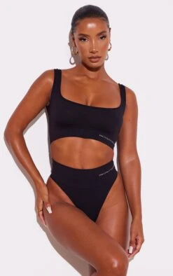 PRETTYLITTLETHING Black Seamless Square Neck Bra Black