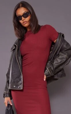 Prettylittlething Cherry Red Ribbed Short Sleeve Crew Neck Midi Dress Cherry Red -Prettylittlething 631783c83e44781b9d35ce3161e4c1af240bfeb7 cng8779 4