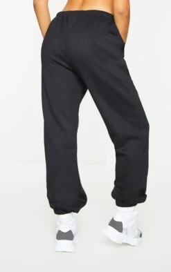 Prettylittlething Basic Black Sweat Sweatpants Black -Prettylittlething 631db2a935870f6a6717542a21068b4f2a40fce1 cmq8126 3