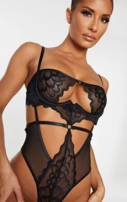 Prettylittlething Black Underwired Cut Out Lace Body Black -Prettylittlething 6f0d6b458da8665dc3c5276929871e416889189b CMK5533 4