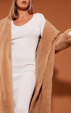 Prettylittlething Cream V Neck Knit Midi Dress Cream -Prettylittlething 81b6f676e732b1ee4b7125fbf3cd8935a1c390a9 cmu0226 4