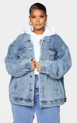 PRETTYLITTLETHING Plus Vintage Wash Oversized Boyfriend Denim Jacket Vintage Wash