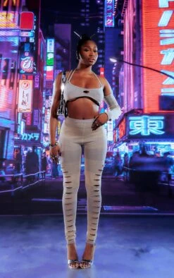 Prettylittlething Grey Knitted Two Tone Crop Top Grey -Prettylittlething 9b8bb12c83c45554e2831fd8415bb87ad78ca191 CNG4752 3