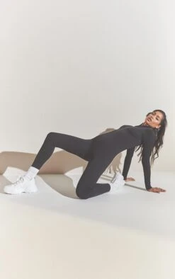 Prettylittlething Black Structured Snatched Rib Zip Jumpsuit Black 7 Prettylittlething Black Structured Snatched Rib Zip Jumpsuit Black -Prettylittlething 9d9de4b5e254290a3bd7c677e2553e8620c24848 cmp3386 3