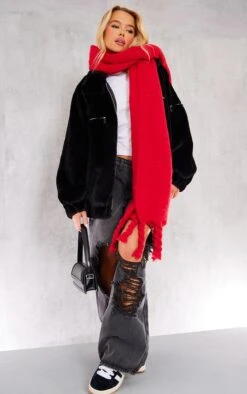 Prettylittlething Black Faux Fur Zip Up Jacket Black -Prettylittlething a69b1a2d889ca8235c05e2b2a911ffad42158280 cng3027 3