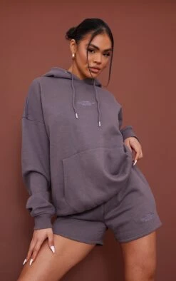 Prettylittlething Charcoal Grey Graphic Sweat Shorts Charcoal Grey -Prettylittlething a8acc773d0170b64a31ce2dadce6e12752398f0e cmv8863 4