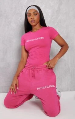 PRETTYLITTLETHING Hot Pink High Waist Cuffed Sweatpant Hot Pink -Prettylittlething ab4e9f482802e9bd961b8e265598ec8196ba0543 cnf2770 4