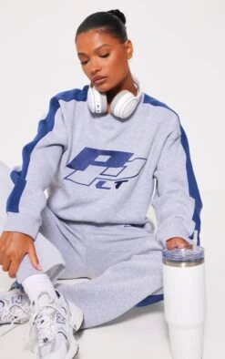 PRETTYLITTLETHING Ash Grey Embroidered Side Panel Straight Leg Sweatpants Ash Grey -Prettylittlething abda8be81078732e512884961d48ebf4b9883113 cnf8431 4