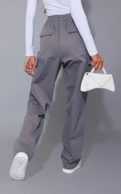 Prettylittlething Grey Elasticated Waist Straight Leg Cargo Pants Grey -Prettylittlething b0a77a8b0c35fb1fb59f9ef59837c9a515cbca8d cmv2482 3
