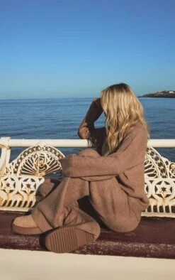 Prettylittlething Cappuccino Soft Rib Knit Sweater Cappuccino -Prettylittlething b4783d8d728a03e0677b6fb40285d6502c4fe2fa cnf4791 3