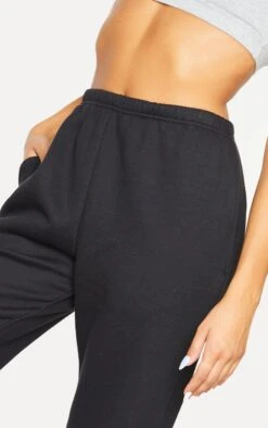 Prettylittlething Basic Black Sweat Sweatpants Black -Prettylittlething b9f8bba48d69e16337379755e5d000c99b62bd58 cmq8126 4