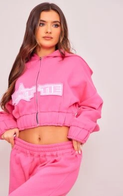 Prettylittlething Pink Hottie Applique Zip Through Cropped Hoodie Pink -Prettylittlething c4e5c8915005d12af5c885290ba9a562a13c397f cnh1765 4