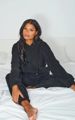 Prettylittlething Black Teddy Borg Long Lounge Set Black