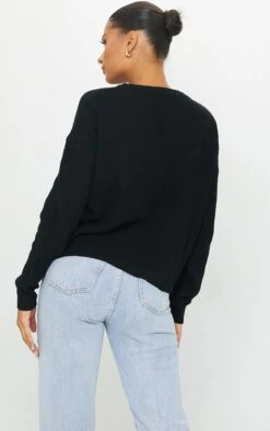 Prettylittlething Black Basic Crew Neck Knit Sweater Black -Prettylittlething ce0145533a2f66707e646e86c7b896b0aec36ea1 cmo7255 5
