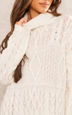 Prettylittlething White Cable Panels Roll Neck Knitted Sweater White -Prettylittlething cee25eaafd977ead6716b64e9ca90fbfe278b855 cnf4809 4