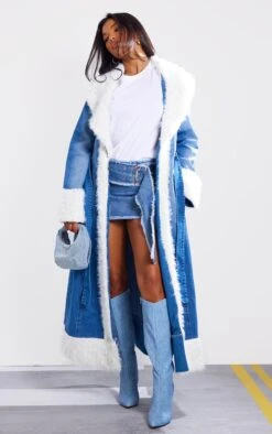 Prettylittlething Indigo Blue Wash Faux Fur Trim Contrast Denim Maxi Coat Washed Indigo -Prettylittlething d325d31cf14834a434ca89df01690fa2750ec3b0 cng8295 3
