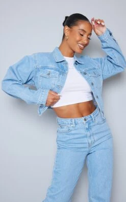 Prettylittlething Light Blue Wash Dipped Hem Cropped Denim Jacket Light Blue Wash -Prettylittlething d41ef2725b26e5578fb7e3f4ff33d21f01d99f18 cmz5635 3