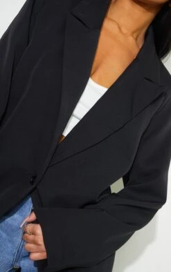 Prettylittlething Black Oversized Drapey Button Detail Blazer Black -Prettylittlething daa8bc17ea006128872bf35313d3358f26aca894 cmv8984 4