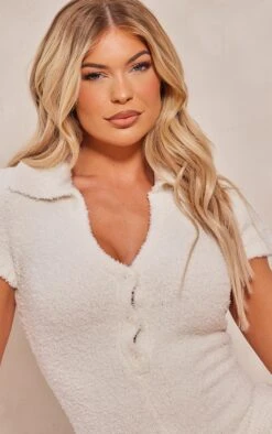 Prettylittlething Cream Teddy Knit Romper Cream -Prettylittlething df87108d023d32e537f44372a7549a1a27ff5470 cnf1148 4