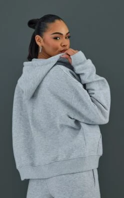 Prettylittlething Ash Grey Oversized Hooded Zip Up Sweat Ash Grey -Prettylittlething e03549a72cb4ac24addc8b7d61ca11f48b3e57c0 cng0423 2