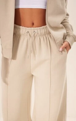 Prettylittlething Pebble Seam Detail Straight Leg Sweatpants Pebble -Prettylittlething e9a169fd91bd0d1131a9203f9134577a3c379d95 cnf8452 4