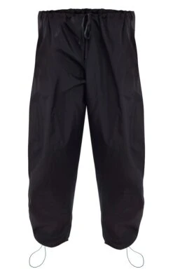 Prettylittlething Black Lightweight Parachute Toggle Cargo's Black -Prettylittlething f49f1c04b87efb8b776384460ed1b0de5d90f5f3 cnb4145 5