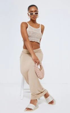 Prettylittlething Oatmeal Contrast Crochet Crop Top Oatmeal -Prettylittlething f5bafb8e094da6208e76c231e8bc75839839da69 cnf5372 3