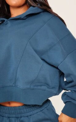 Prettylittlething Petrol Premium Panelled Boxy Hoodie Petrol -Prettylittlething f7cea59ad083dc6e28d5e4ca6a6eae469f88c6a0 cng5236 4