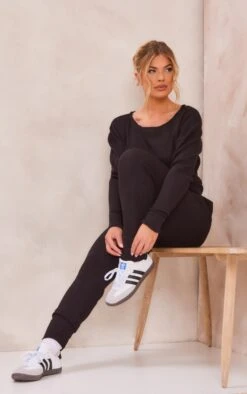 Prettylittlething Black Knit Lounge Set Black -Prettylittlething f8f78a3a8a115e68ea2ea91426caad07c164408f cmv2973 3