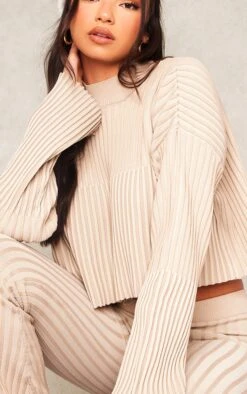 Prettylittlething Taupe Two Tone Thick Rib Knit Open Back High Neck Sweater Taupe