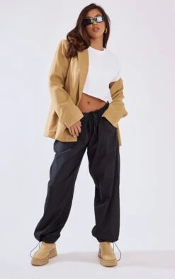 Prettylittlething Black Lightweight Parachute Toggle Cargo's Black -Prettylittlething fc378b1cfe5d139de1880e54524b01d258068d02 cnb4145 6