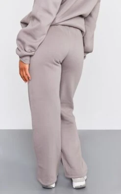 PRETTYLITTLETHING Charcoal Printed Sweat Sweatpants Charcoal -Prettylittlething fdea0f0d8138334c8bfb84b506623d1c5f136345 cng1433 3